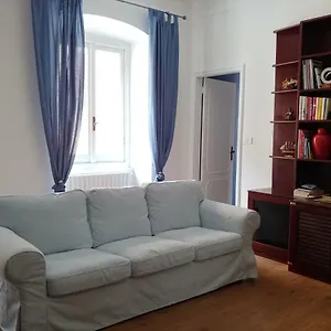 https://centro-storico-al-mare.hotelitalianriviera.com