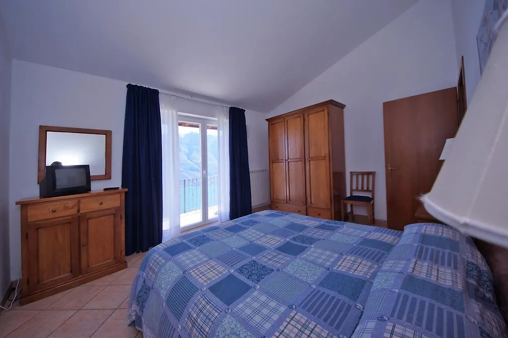 Tremosine Villa Anna Apartments 0*,  איטליה